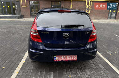 Хэтчбек Hyundai i30 2008 в 