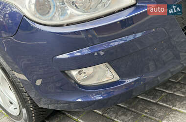 Хэтчбек Hyundai i30 2008 в 