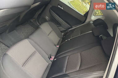 Хэтчбек Hyundai i30 2008 в 