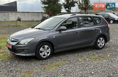 Универсал Hyundai i30 2010 в 