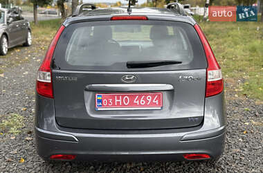 Универсал Hyundai i30 2010 в 