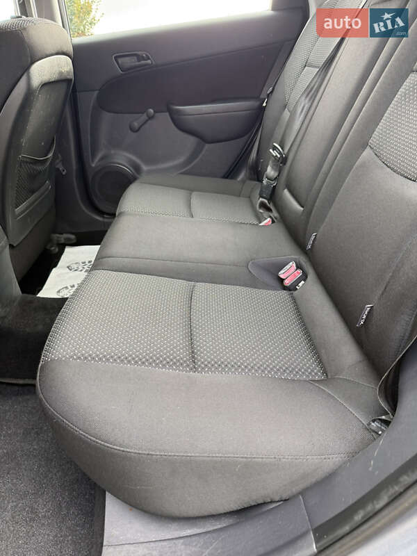 Универсал Hyundai i30 2010 в Луцке