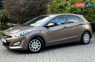Хэтчбек Hyundai i30 2014 в 
