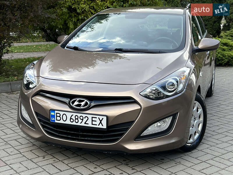 Хетчбек Hyundai i30 2014 в Тернополі