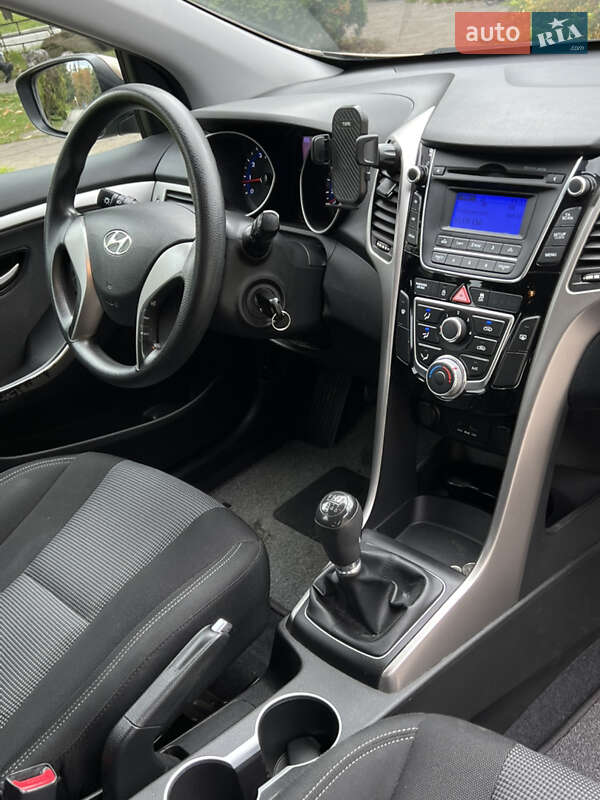 Хетчбек Hyundai i30 2014 в Тернополі