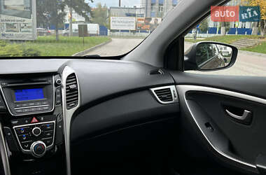 Хэтчбек Hyundai i30 2014 в 