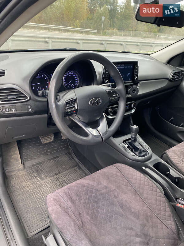 Хэтчбек Hyundai i30 2020 в Киеве