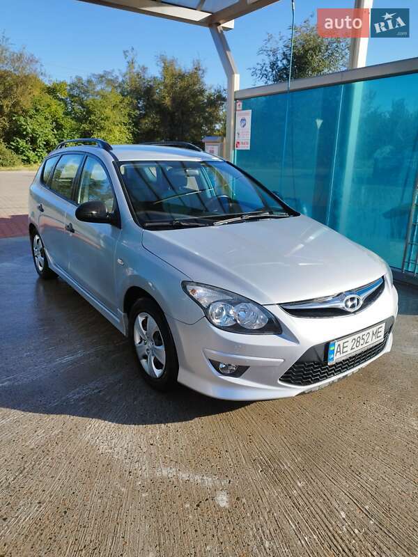 Универсал Hyundai i30 2010 в Белгороде-Днестровском