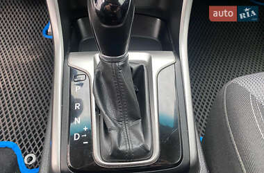 Хетчбек Hyundai i30 2012 в 
