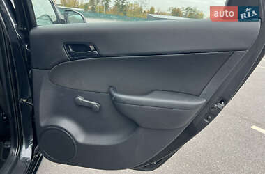 Универсал Hyundai i30 2009 в 