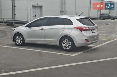 Универсал Hyundai i30 2013 в Киеве Универсал Hyundai i30 2013 в Киеве