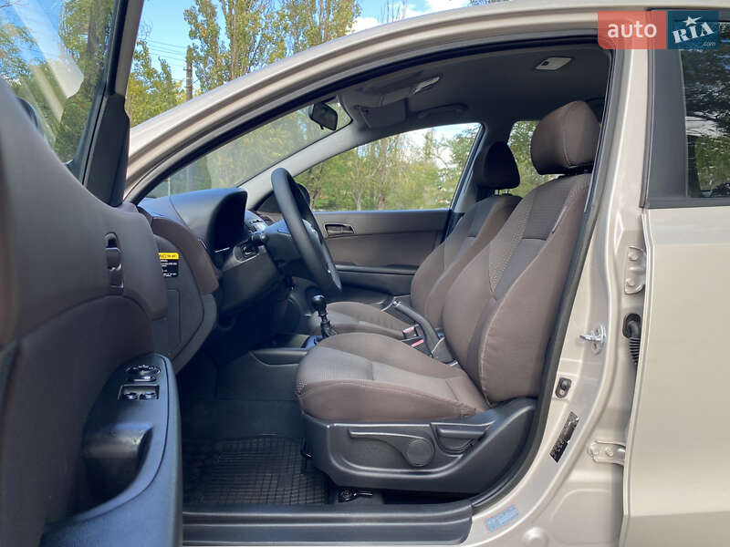 Універсал Hyundai i30 2008 в Миколаєві