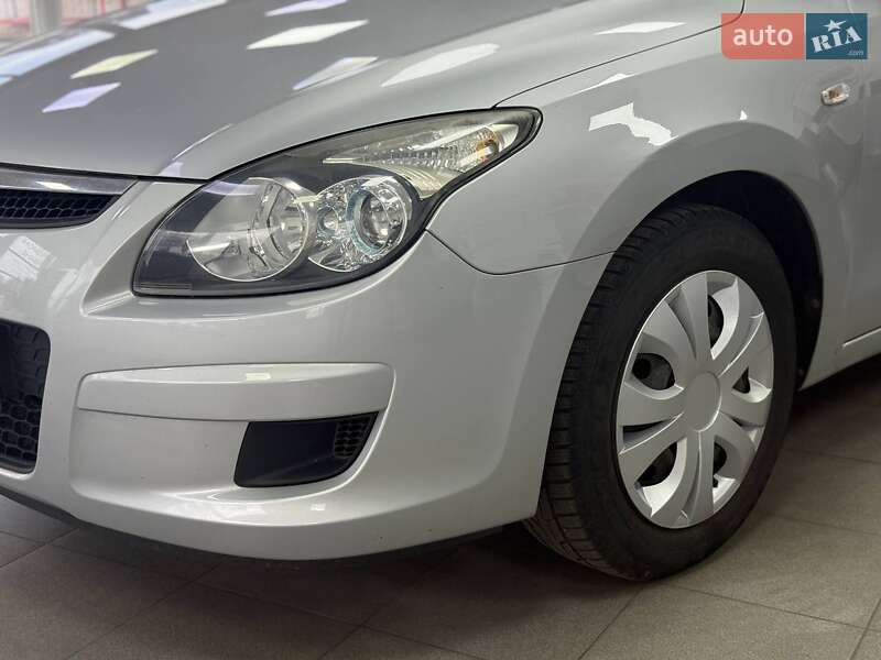 Хэтчбек Hyundai i30 2009 в Киеве фото 5 Хэтчбек Hyundai i30 2009 в Киеве