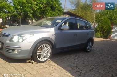 Універсал Hyundai i30 2010 в Дніпрі