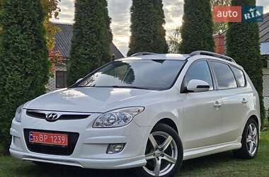 Универсал Hyundai i30 2009 в 