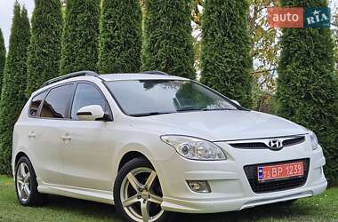 Универсал Hyundai i30 2009 в 