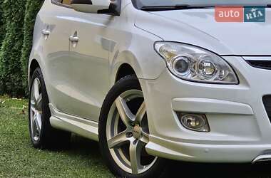 Универсал Hyundai i30 2009 в 