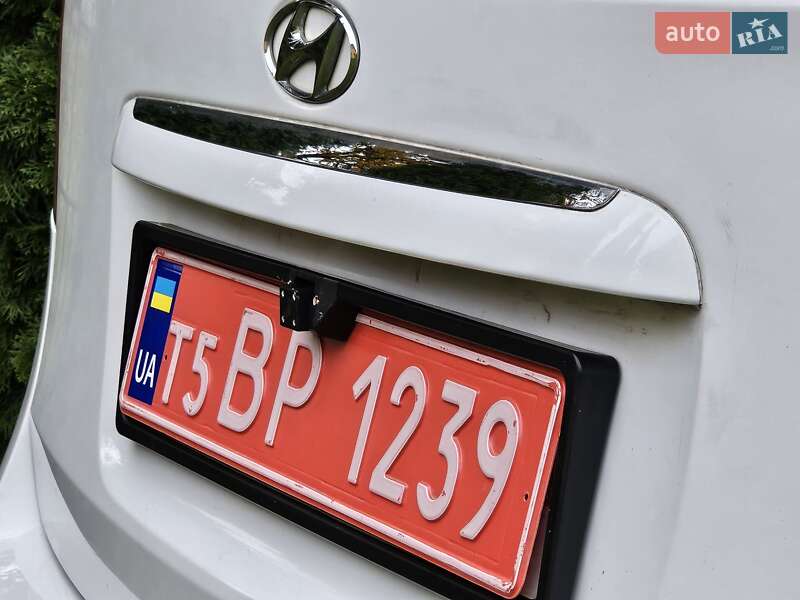 Универсал Hyundai i30 2009 в Бориславе