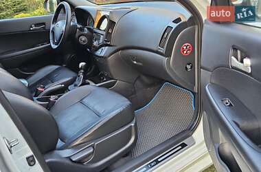 Универсал Hyundai i30 2009 в 