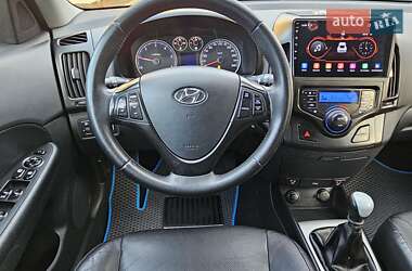 Универсал Hyundai i30 2009 в 