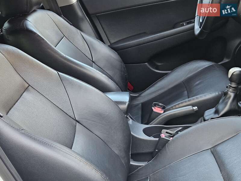 Универсал Hyundai i30 2009 в Бориславе