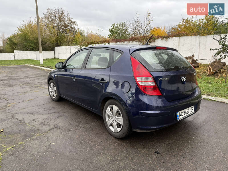 Хэтчбек Hyundai i30 2010 в Дубно фото 6 Хэтчбек Hyundai i30 2010 в Дубно