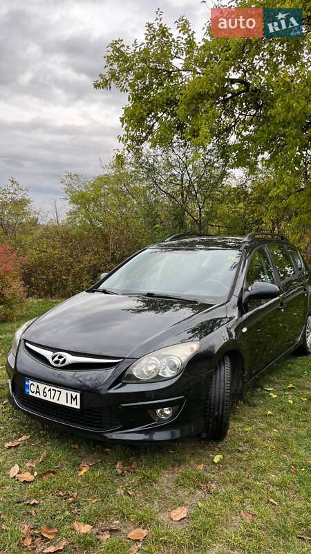 Універсал Hyundai i30 2010 в Смілі