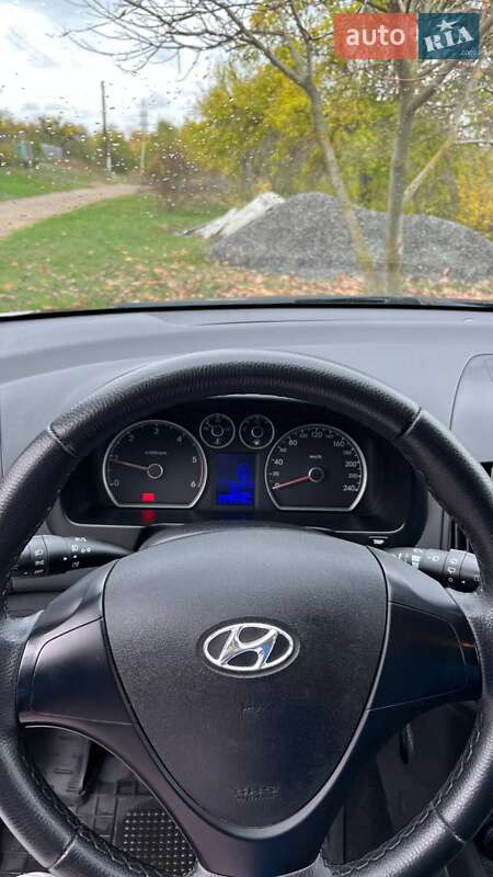 Універсал Hyundai i30 2010 в Смілі
