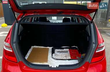 Хэтчбек Hyundai i30 2008 в 
