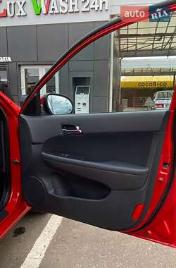 Хэтчбек Hyundai i30 2008 в 