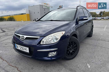 Универсал Hyundai i30 2008 в Запорожье
