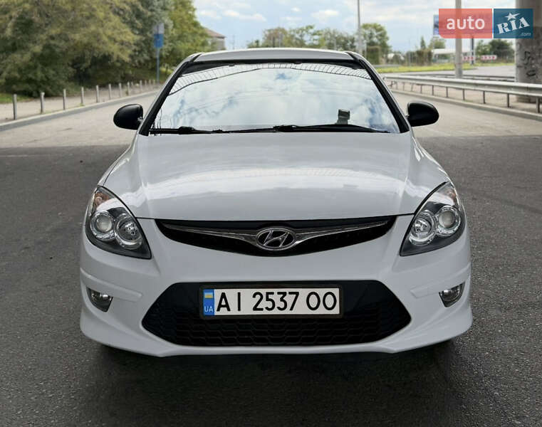 Хетчбек Hyundai i30 2010 в Одесі