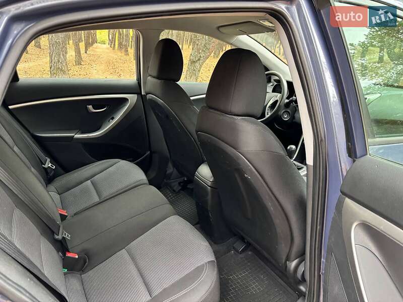 Хетчбек Hyundai i30 2013 в Павлограді фото 8 Хетчбек Hyundai i30 2013 в Павлограді