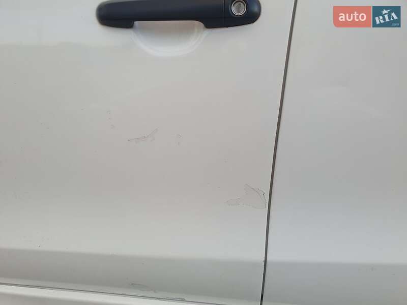 Хетчбек Hyundai i30 2011 в Рівному фото 10 Хетчбек Hyundai i30 2011 в Рівному