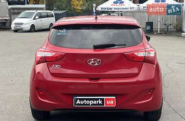 Хэтчбек Hyundai i30 2013 в 