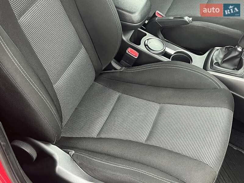 Хэтчбек Hyundai i30 2013 в Киеве фото 25 Хэтчбек Hyundai i30 2013 в Киеве