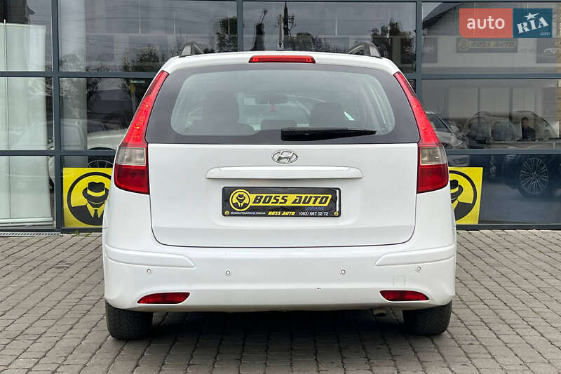 Хетчбек Hyundai i30 2010 в Івано-Франківську