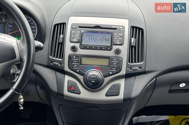 Хетчбек Hyundai i30 2010 в Івано-Франківську