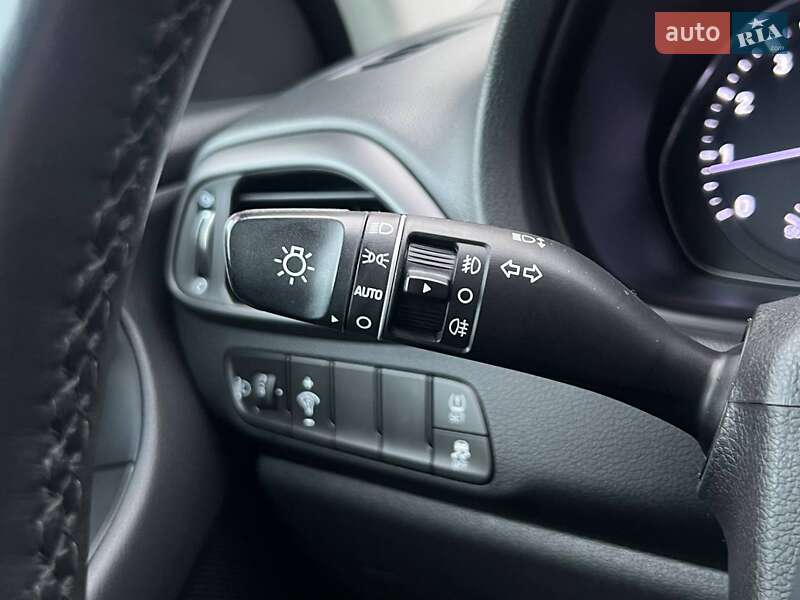 Универсал Hyundai i30 2020 в Киеве фото 17 Универсал Hyundai i30 2020 в Киеве