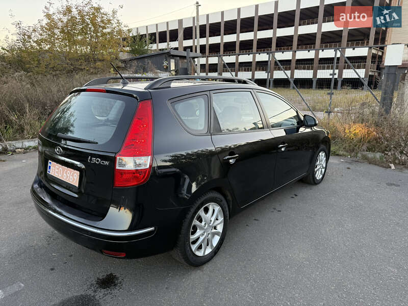 Универсал Hyundai i30 2008 в Луцке фото 5 Универсал Hyundai i30 2008 в Луцке