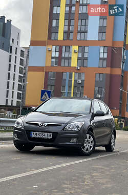 Хэтчбек Hyundai i30 2008 в Житомире Хэтчбек Hyundai i30 2008 в Житомире