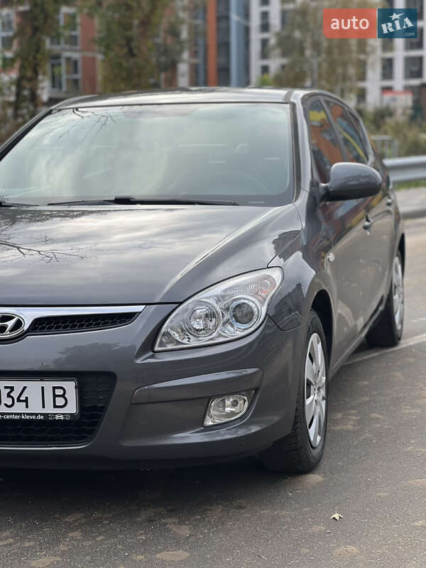 Хетчбек Hyundai i30 2008 в Житомирі фото 4 Хетчбек Hyundai i30 2008 в Житомирі