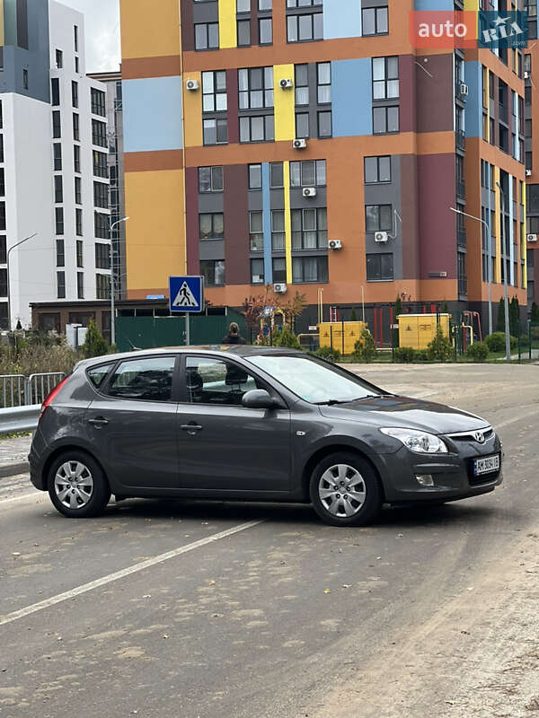 Хетчбек Hyundai i30 2008 в Житомирі фото 8 Хетчбек Hyundai i30 2008 в Житомирі