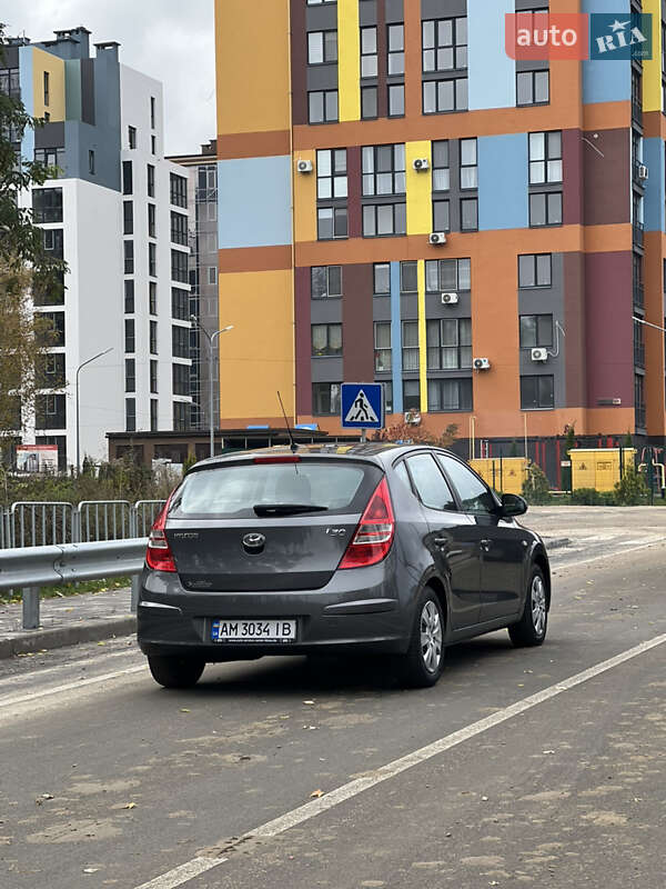 Хетчбек Hyundai i30 2008 в Житомирі фото 9 Хетчбек Hyundai i30 2008 в Житомирі