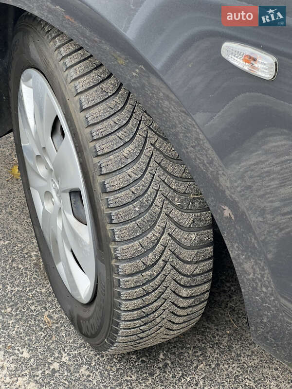 Хетчбек Hyundai i30 2008 в Житомирі фото 30 Хетчбек Hyundai i30 2008 в Житомирі