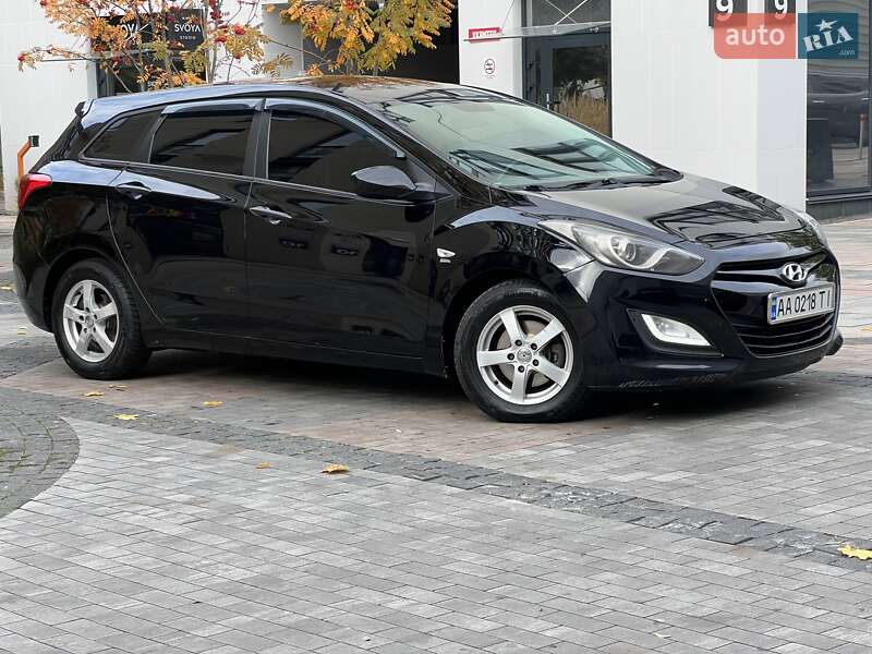 Універсал Hyundai i30 2014 в Києві фото 11 Універсал Hyundai i30 2014 в Києві