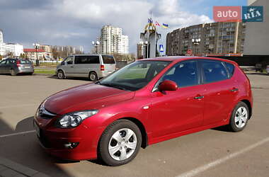 Хетчбек Hyundai i30 2011 в Луцьку