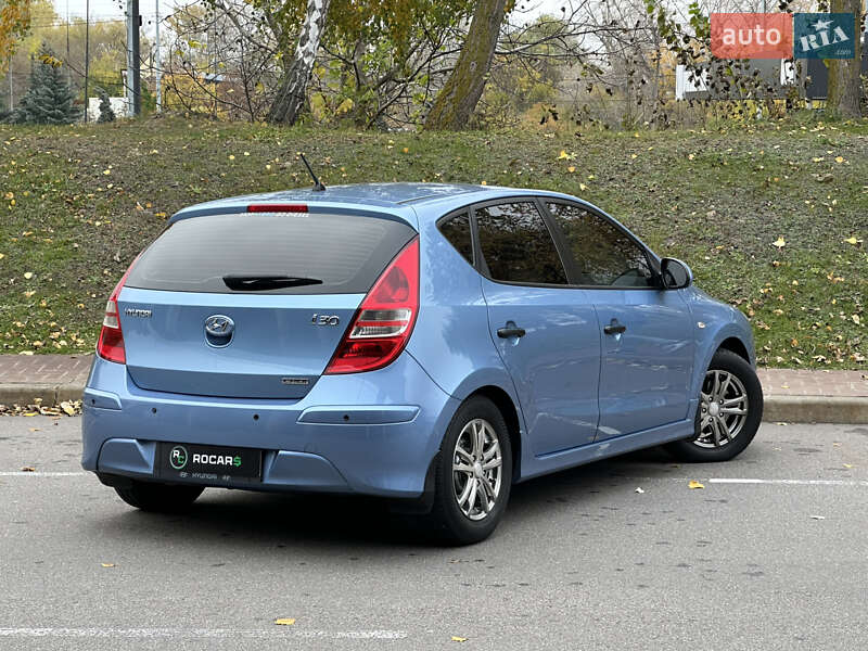 Хетчбек Hyundai i30 2011 в Києві фото 22 Хетчбек Hyundai i30 2011 в Києві
