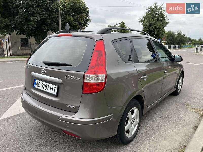 Универсал Hyundai i30 2011 в Владимире фото 6 Универсал Hyundai i30 2011 в Владимире