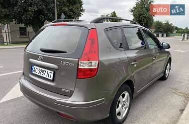 Універсал Hyundai i30 2011 в  фото 6 Універсал Hyundai i30 2011 в